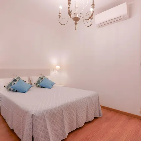 Baco Hotel 2*