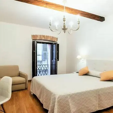 Baco מלון קליארי